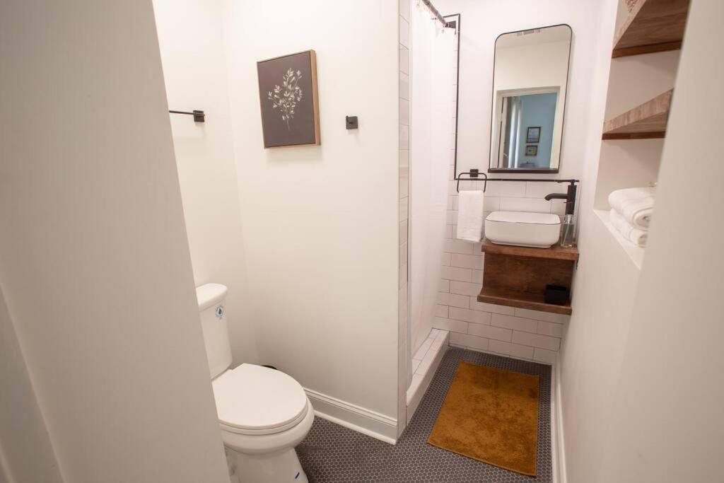 J Birds' Cottage Midtown Memphis Bagian luar foto